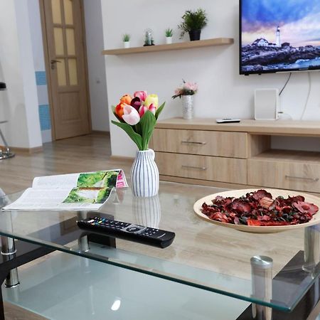 Cozy Apartment With A View Bucharest Luaran gambar