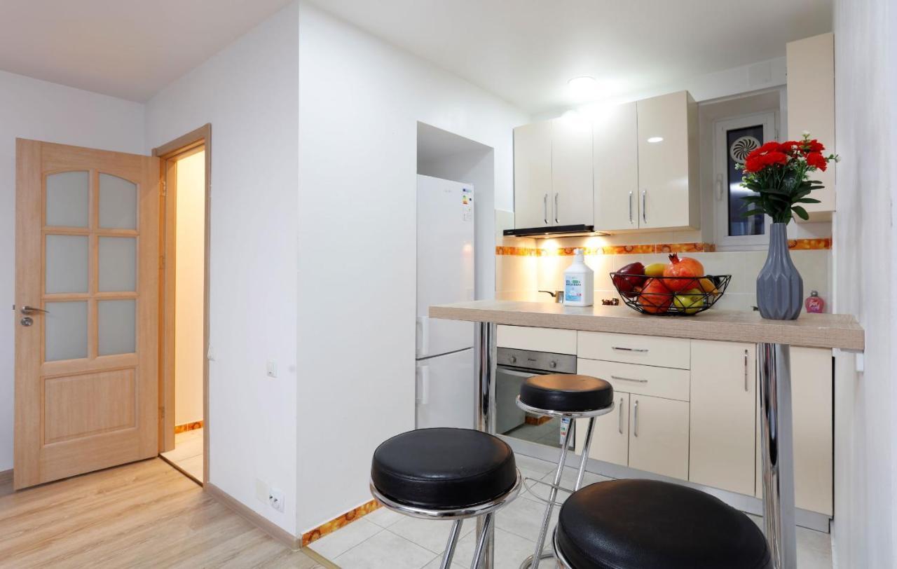 Cozy Apartment With A View Bucharest Luaran gambar
