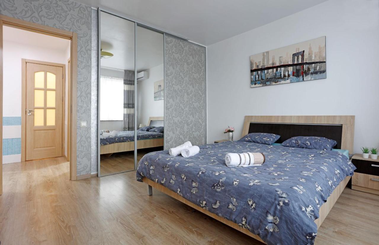 Cozy Apartment With A View Bucharest Luaran gambar